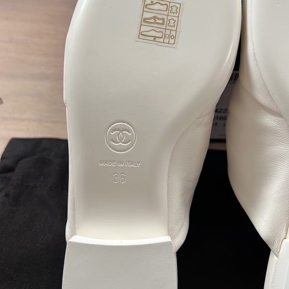 Chanel lambskin sandals, Size 36 - Picture 9 of 10